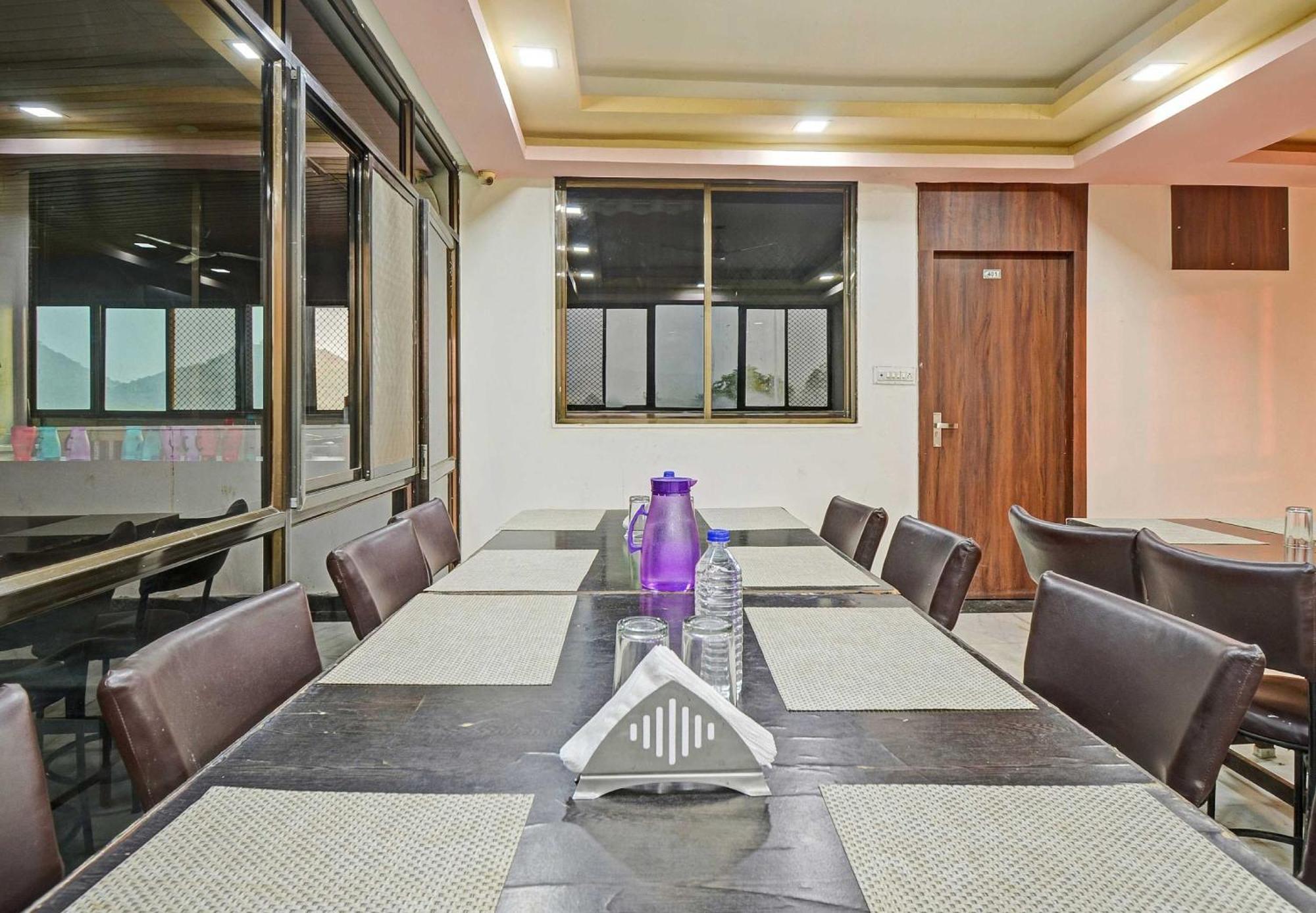 Collection O The Sunrise Hotel Udaipur Buitenkant foto